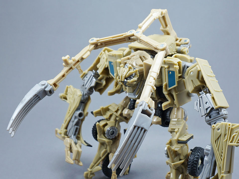 レビュー:TFジェネレーションズ スタジオシリーズ ボーンクラッシャー