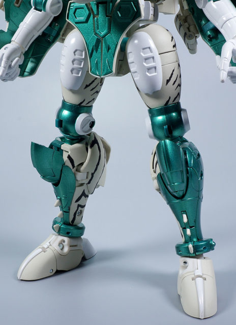 マスターピース タイガトロン ロボットモード