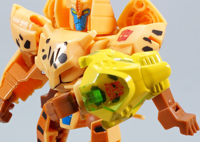 サイバーバース デラックスクラス チーター ロボットモード