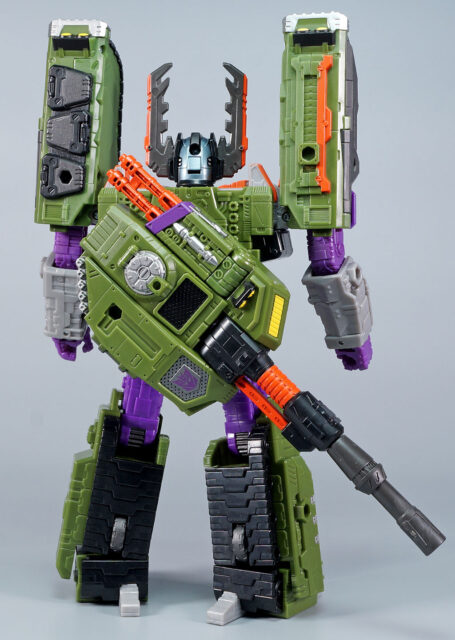 レガシー エボリューション アルマダユニバース メガトロン ロボットモード