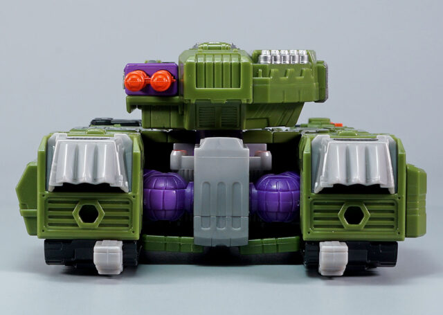 レガシー エボリューション アルマダユニバース メガトロン ビークルモード