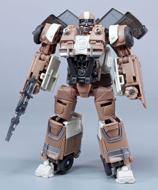 スタジオシリーズ ホイルジャック ロボットモード