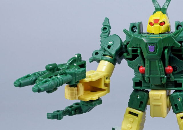 メイヘムアタックスクワッド 3パック バラージ ロボットモード