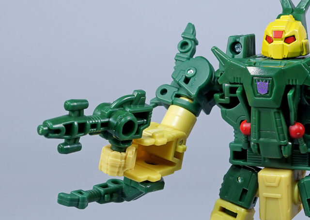 メイヘムアタックスクワッド 3パック バラージ ロボットモード