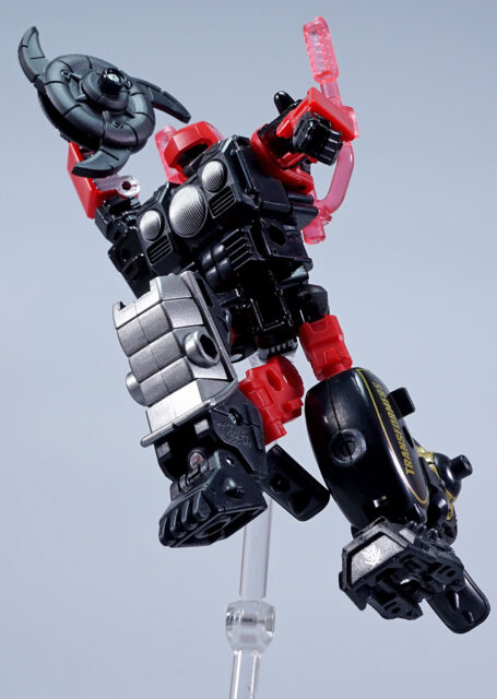 レガシー ユナイテッド スターレイダー ロードピッグ ポーズ