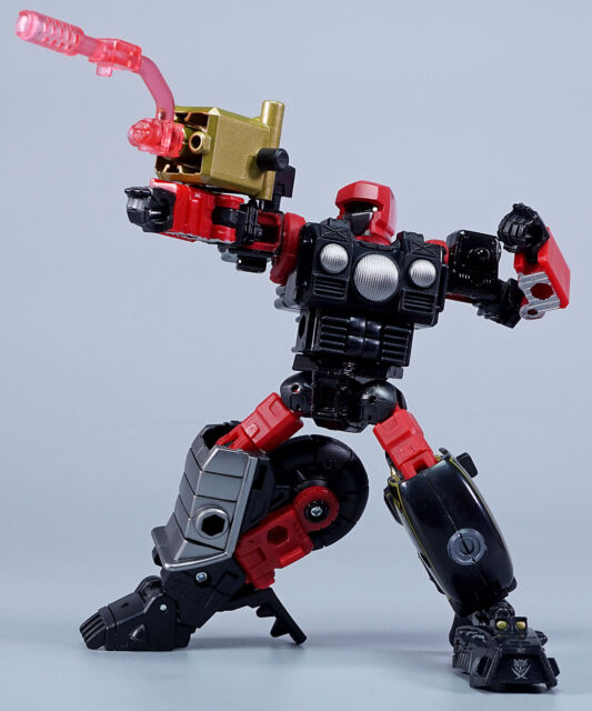 レガシー ユナイテッド スターレイダー ロードピッグ ポーズ